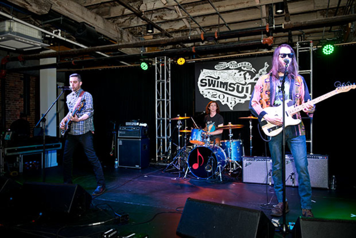 the-whigs.jpg